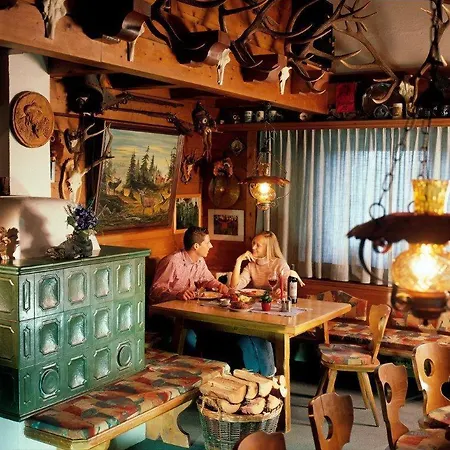 Casa de hóspedes Gasthof Berghof 3*